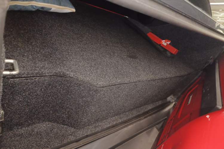 Used BAIC Off-Road BJ40 2020 2.0T Automatic Four-Wheel Drive Urban Hunter Edition Chivalrous Type Trunk