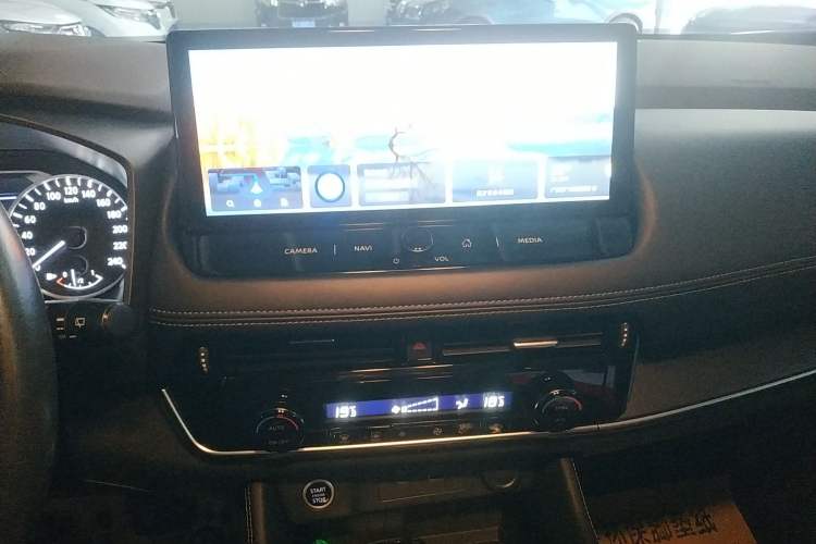 Used Nissan X-Trail 2021 VC-Turbo 300 CVT 2WD Luxury Edition
