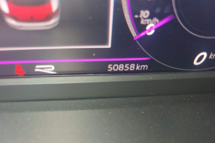 Used Volkswagen FAW-Volkswagen CC 2021 380TSI Striking Edition Odometer Close Up