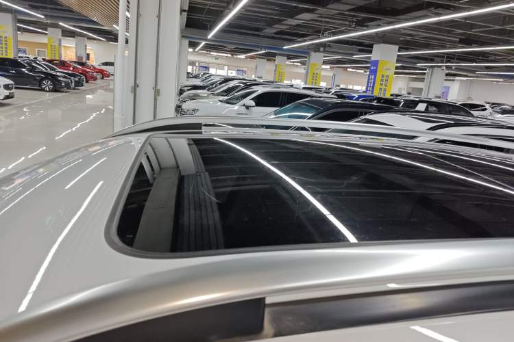 Used Haval H7 2016 Blue-Label H7 2.0T Automatic Luxury Model
