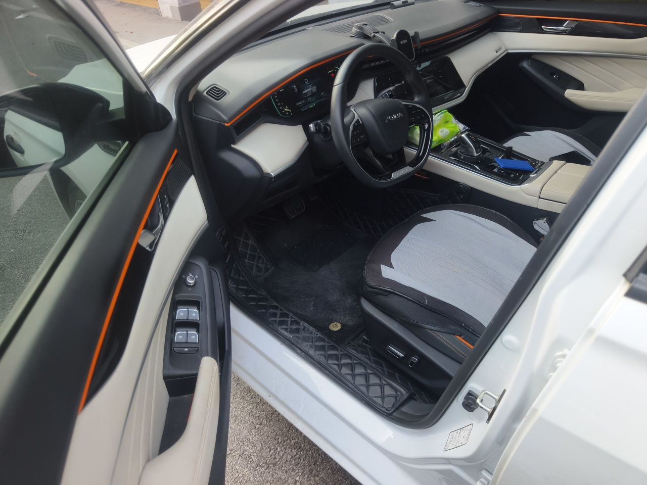 Dongfeng Aeolus Yixuan MAX 2021 1.5T Super Cool Trendy Dad Edition — снимка 16