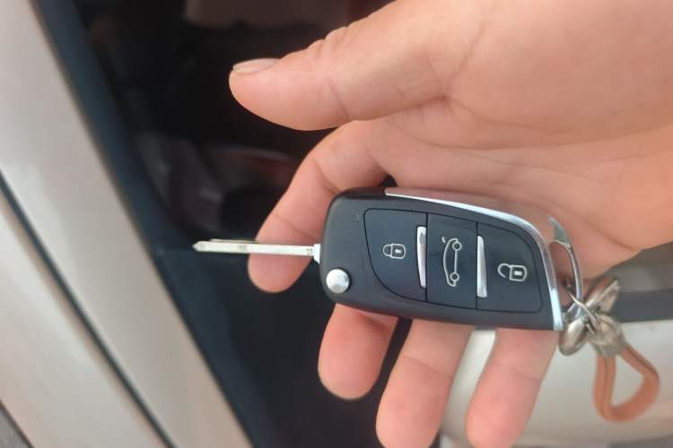 Used Geely Auto Vision X1 2017 1.3L Automatic Player Edition
