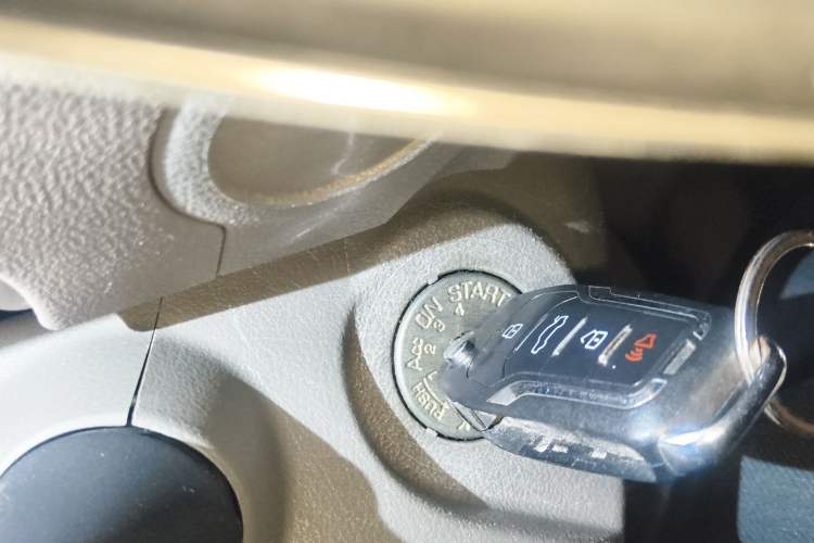 Used Nissan Sunny 2015 1.5XE Manual Comfort Edition