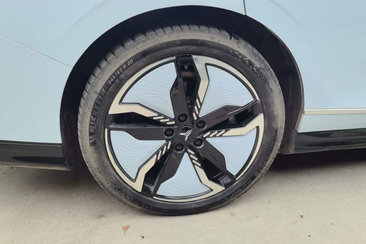 Used VOYAH PASSION 2023 Four-Wheel Drive Flagship Edition
