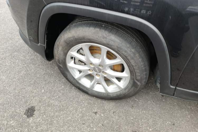 Used Jeep Cherokee 2016 2.4L Leading Edition