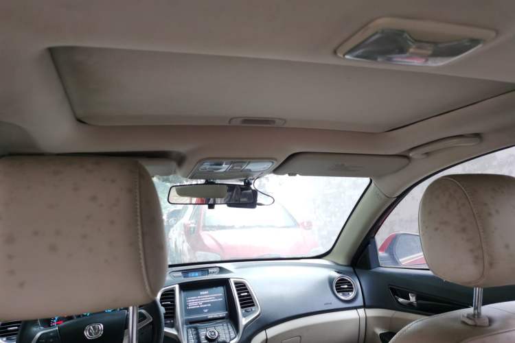 Used Changan Eado 2012 1.6L Manual Luxury Model China IV Standard
