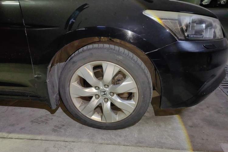 Used Honda Accord 2012 2.4L SE
