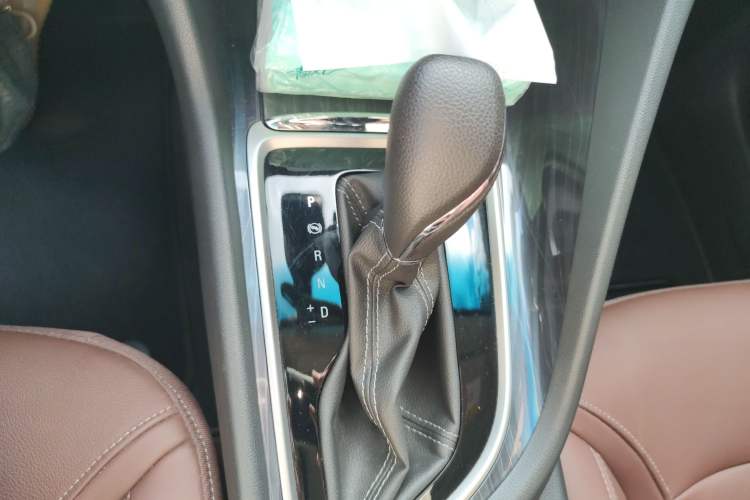 Used Buick GL6 2019 18T 6-Seater Connected Luxury Version China V Standard