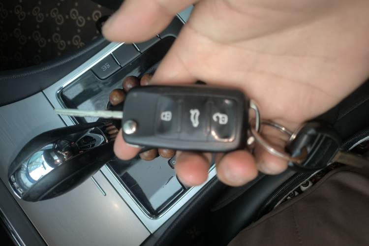 Used Volkswagen Passat 2014 1.4TSI DSG Prestige Edition
