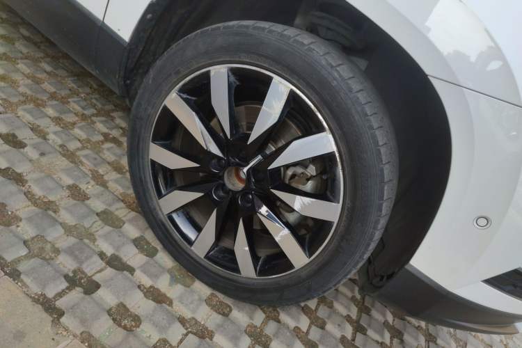 Used Skoda Karoq 2021 TSI280 Luxury Edition Exterior 7