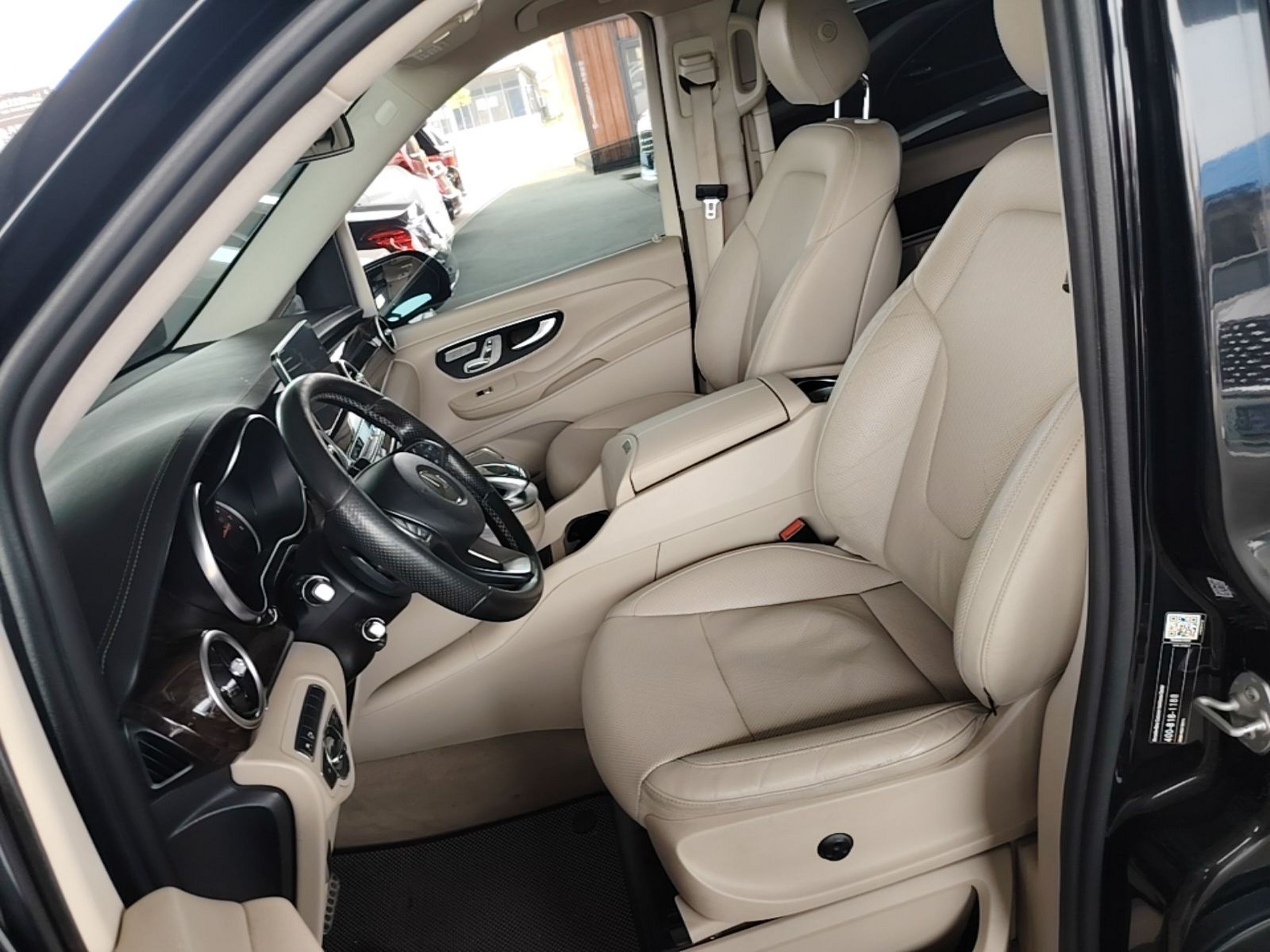 Interior delantero
