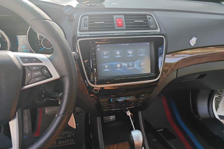 Used BAIC Weiwang S50 2016 1.5T CVT Joyful Elite Edition