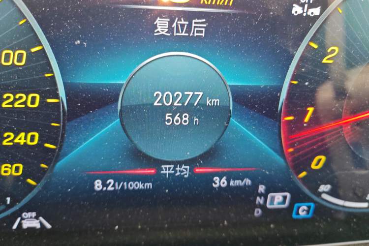 Used Mercedes-Benz GLA 2023 GLA 220 Odometer Close Up