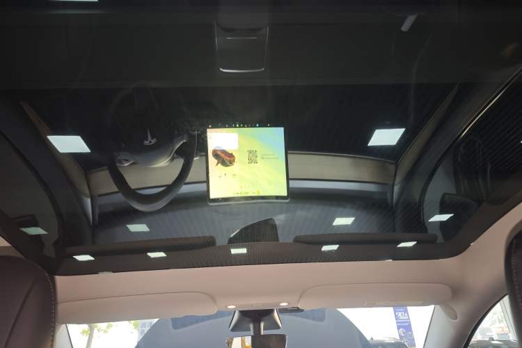 Used Tesla Model Y 2021 Long-Range All-Wheel-Drive Version 3D7
