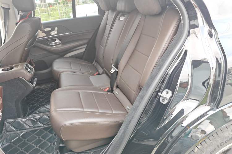 Used Mercedes-Benz GLE 2021 GLE 450 4MATIC Luxury Model Left Rear Seat