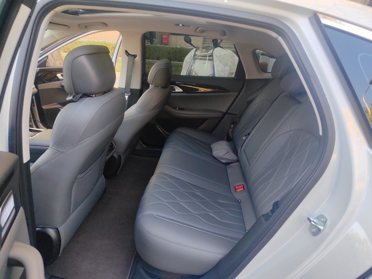 Geely Galaxy A7 2025 Model EM-i 150km Exploration+ Edition — снимка 14