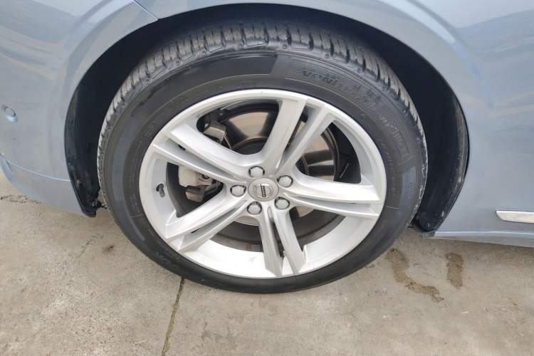 Used Volvo S90 2019 T5 Zhiyuan Edition