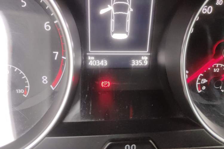 Used Volkswagen Golf 2016 230TSI Automatic Comfort Version
