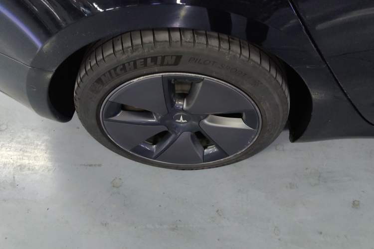 Used Tesla Model 3 2022 Rear-Wheel-Drive Version