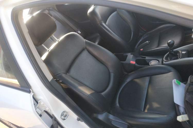 Used Kia Forte 2014 1.6L MT GL
