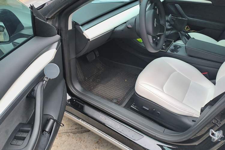 Used Tesla Model 3 2022 Rear-Wheel-Drive Version