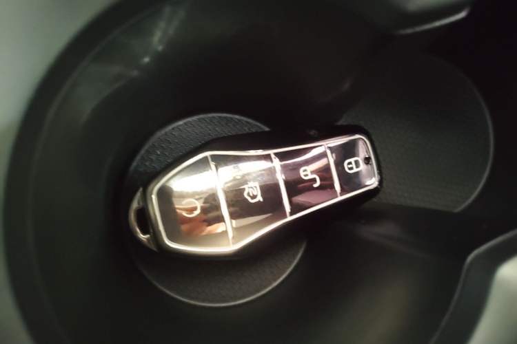Used BYD Qin PLUS 2025 DM-i Smart Drive 55KM Leading Model