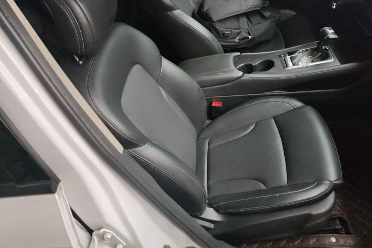 Used CHANGAN CS35PLUS 2020 1.4T DCT Yue Lian Blue Whale Edition Right Front Seat