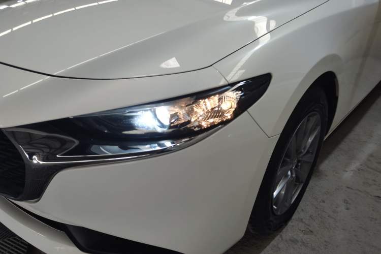 Used Mazda 3 Axela 2021 2.0L Automatic Zhiqing Edition