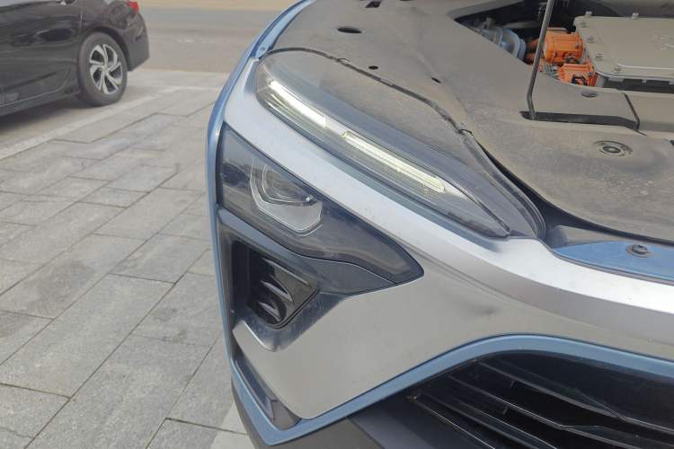 Used Nio ES8 2018 Founder Edition Right Front Headlight