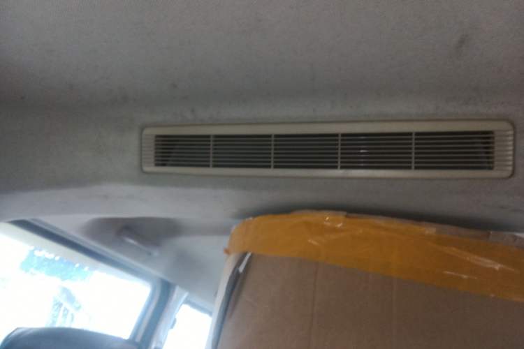 Used Wuling Rongguang V 2016 1.5L Standard Version
