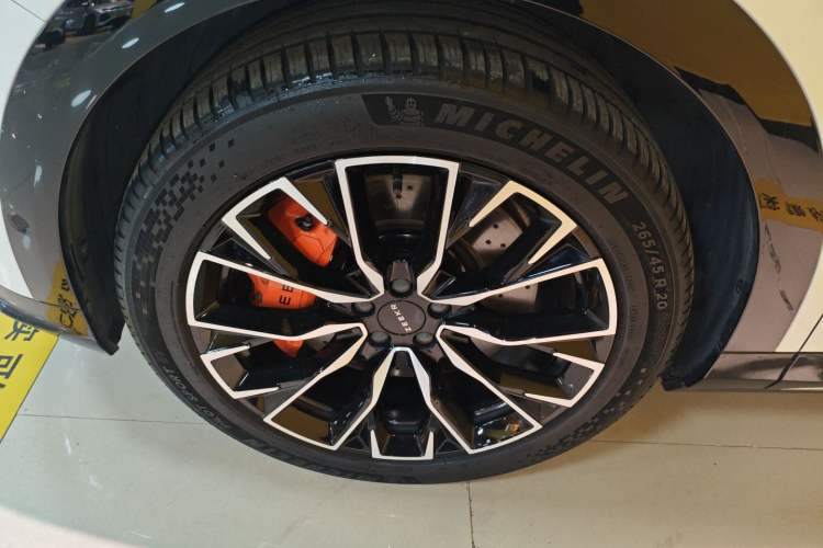 Used Zeekr 7X 2025 75 kWh Rear-Wheel Drive Intelligent Driving Version Exterior 4