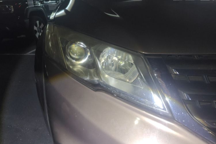 Used Land X5 2013 2.0T Manual Xinghang Edition Right Front Headlight