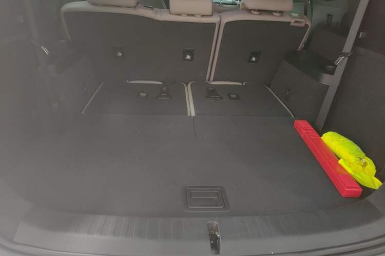 Used BYD Tang New Energy 2025 DM-i 115KM Cloud Ride Flagship Model Trunk