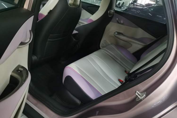 Used BYD Dolphin 2023 420 km Fashion Edition
