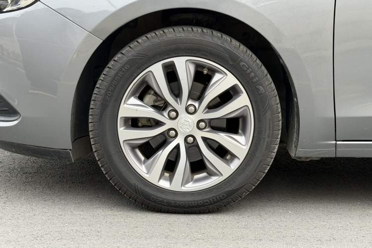 Used Buick GT 2018 18T Automatic Elite Model