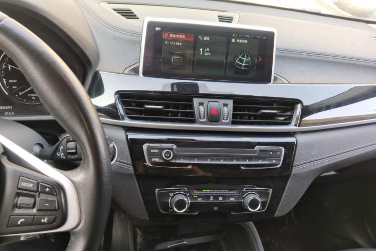 Used BMW X2 2019 sDrive20i M Sport Package China VI Emission Standard Audio And AC Panel