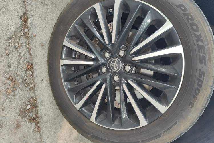 Used Toyota Venza 2022 2.0L CVT Two-Wheel Drive Prestige Edition
