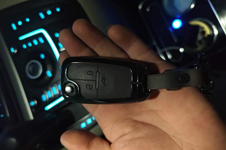 Used Buick GL8 2015 2.4L Luxury Business Premium Edition
