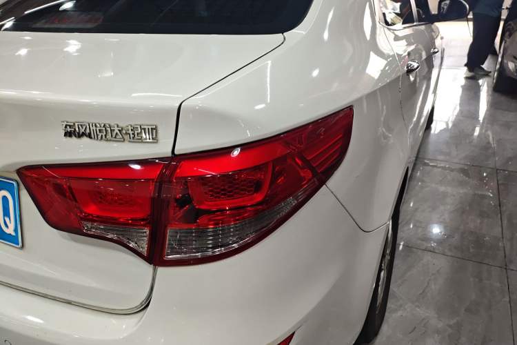 Used Kia K2 2015 Sedan 1.4L Automatic GLS Right Rear Taillight