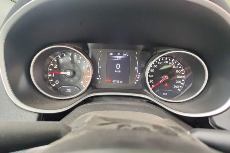 Used Jeep Compass 2020 220T Automatic Leading Edition Instrument Cluster