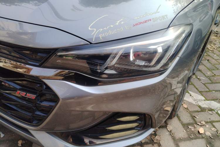 Used Chevrolet Monza 2020 Light Hybrid RS 330T Automatic Thrill Edition Left Front Headlight