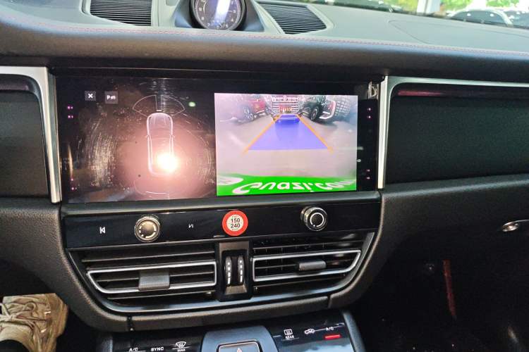 Used Porsche Macan 2023 Macan 2.0T
