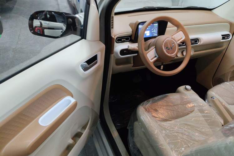 Used Wuling Hongguang MINIEV 2024 3rd Generation 215km Youth Edition