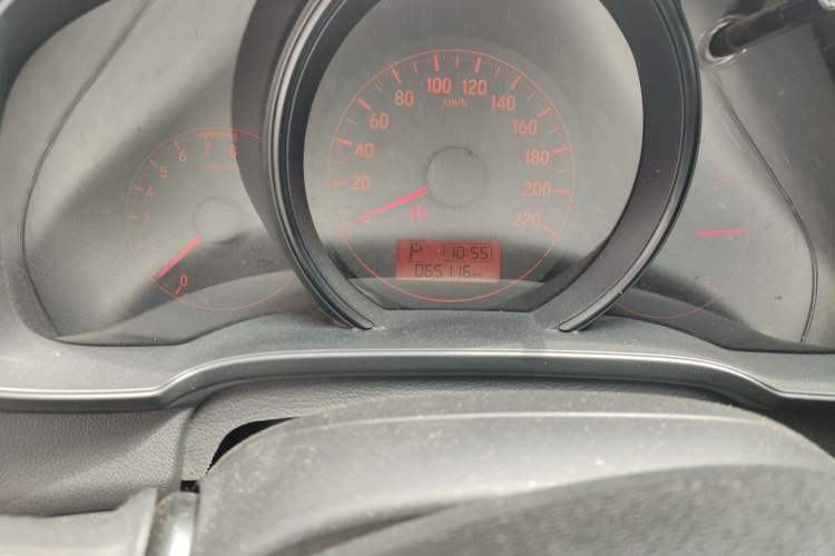 Used Honda Fit 2014 1.5L LX CVT Comfort Model
