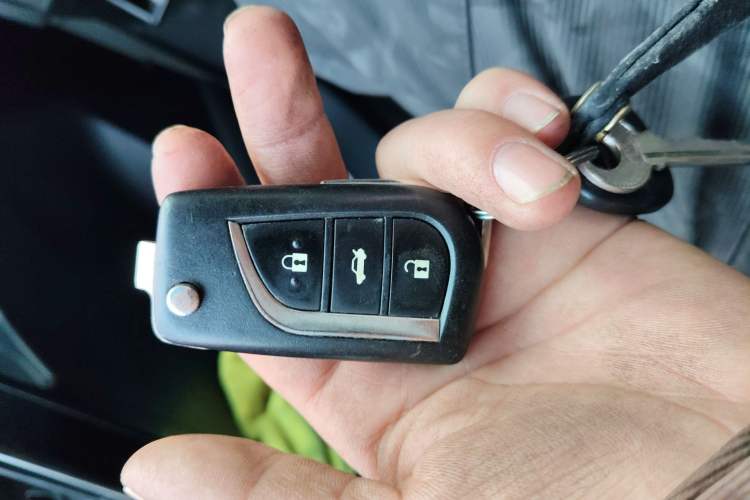 Used Toyota Corolla 2017 Revised Version 1.2T Manual GL-i
