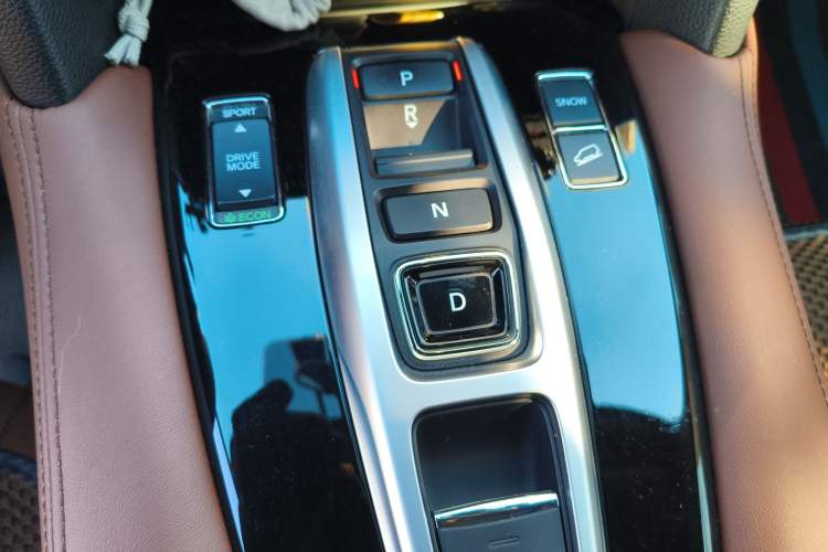 Used Honda UR-V 2020 370TURBO Four-Wheel Drive Prestige Edition