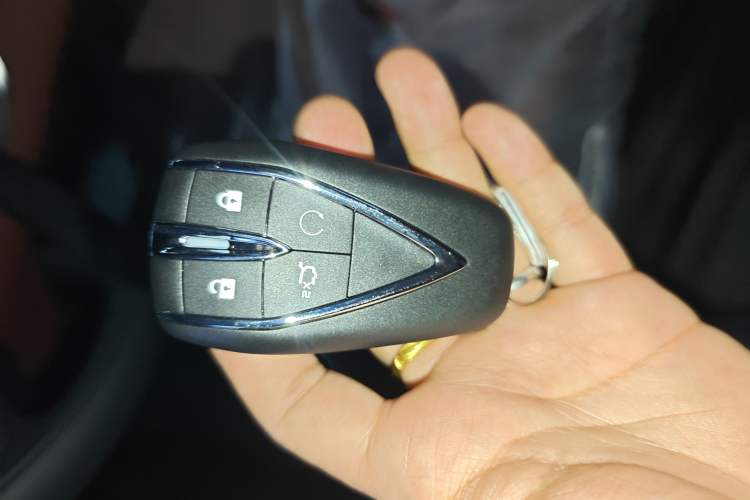 Used CHANGAN CS75 PLUS 2025 4th Generation UItra 2.0T New Blue Whale – Smart & Powerful Version