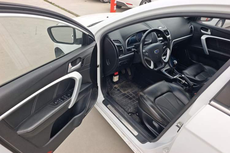 Used Geely Auto Emgrand 2016 Sedan 1.5L Manual Upward Edition
