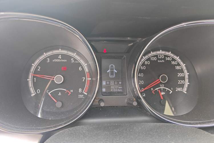 Used Venucia T70 2015 2.0L CVT Smart Choice Edition