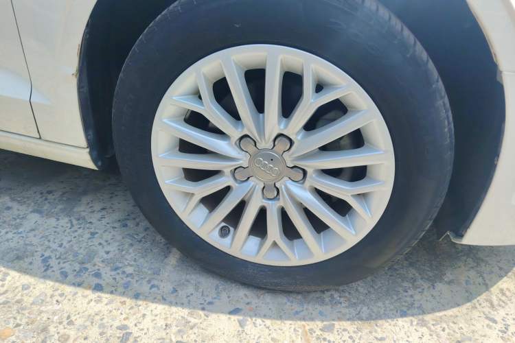 Used Audi A3 2014 Limousine 35 TFSI Automatic Advanced Model
